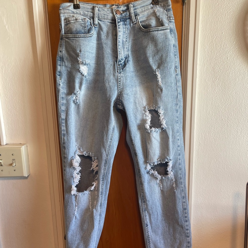 Light wash ripped jeans